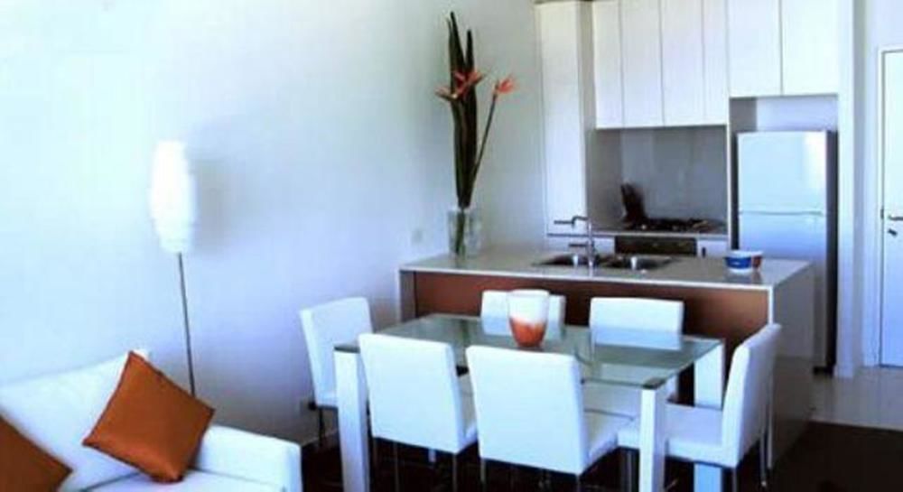 Milano Serviced Apartments Мелбърн Стая снимка
